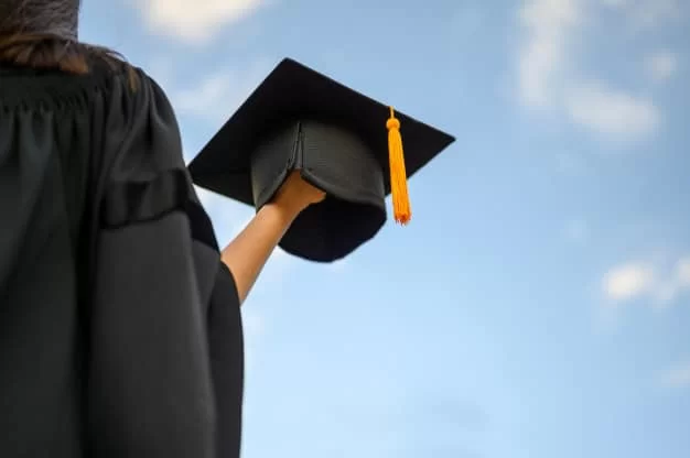 شرایط و minimum معدل required برای پذیرش بدون کنکور دانشگاه آزاد