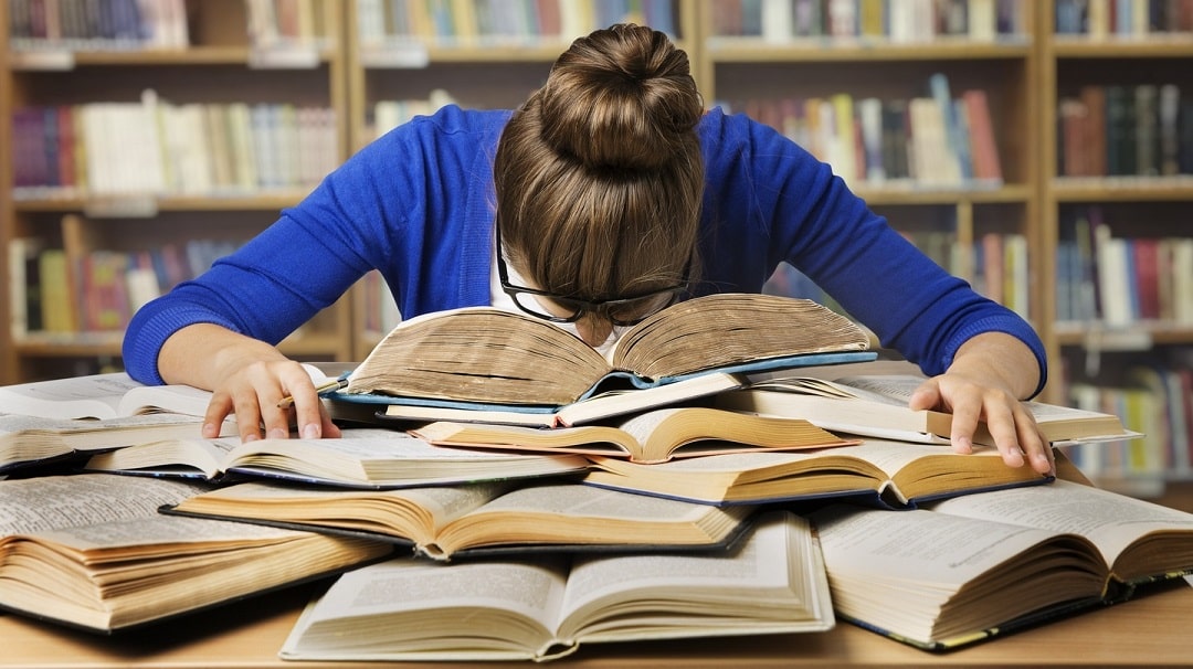 رابطه کنکور و خواب - اهمیت خواب کافی برای موفقیت در کنکور